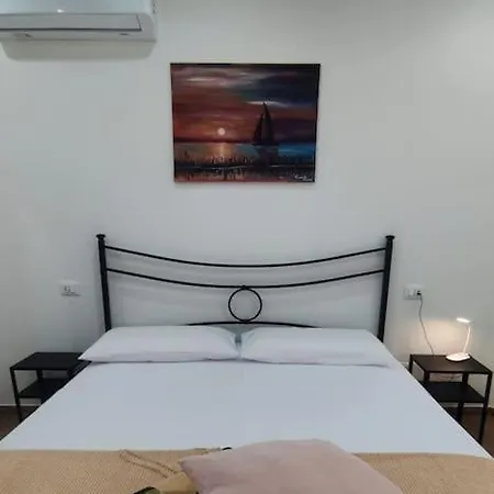Casa Andrea Apartment *
